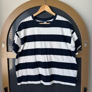 Old Navy White&Navy Shirt Size XL